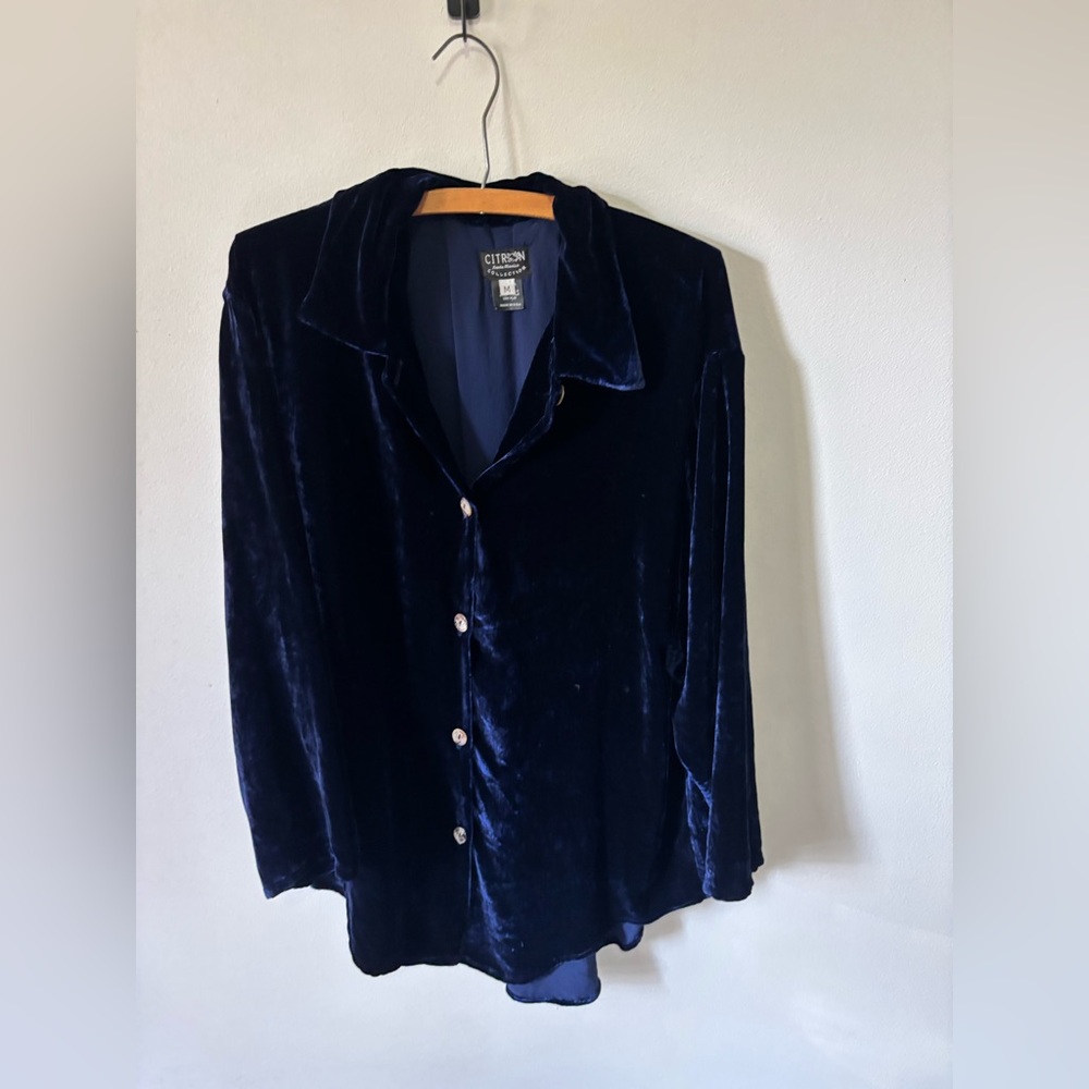 Citron Velvet Navy top